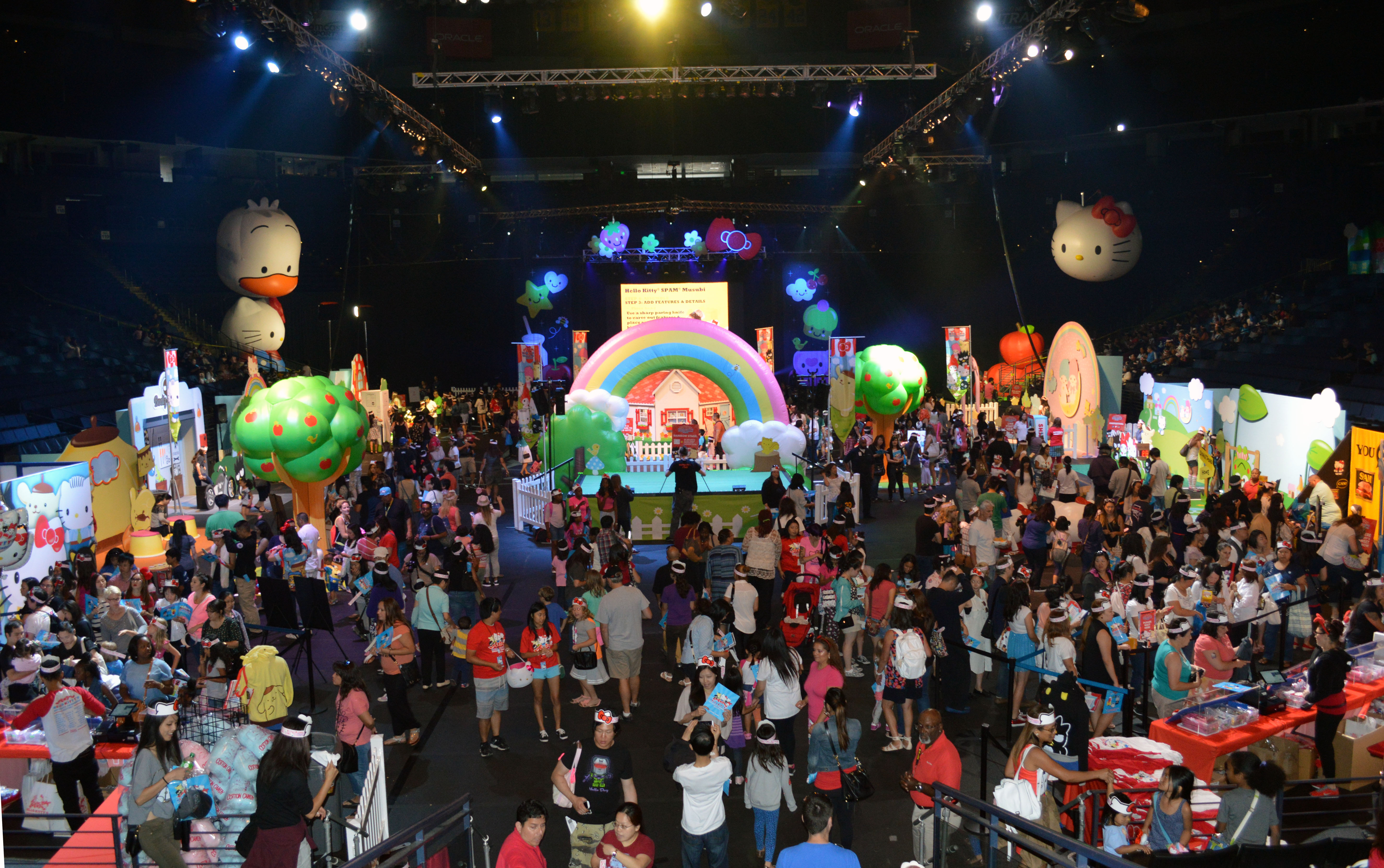 Hello Kitty Supercute Friendship Festival at Oracle Arena – Bay Area ...
