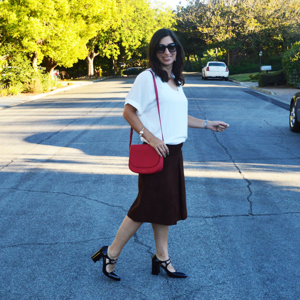 70s style suede skirt for fall – Bay Area Fashionista