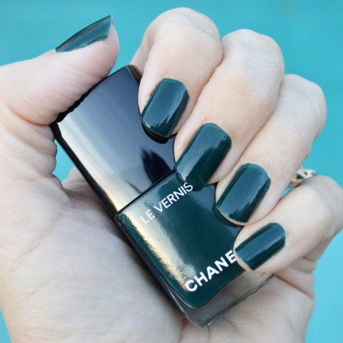 Chanel winter 2018 nail polish review | Chanel Collection Chiffree ...
