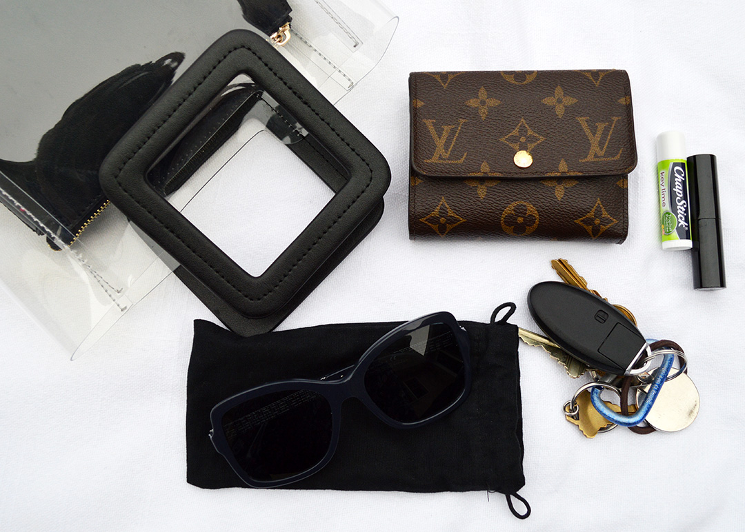 Staud Mini Shirley bag review  stadium approved handbags – Bay Area  Fashionista