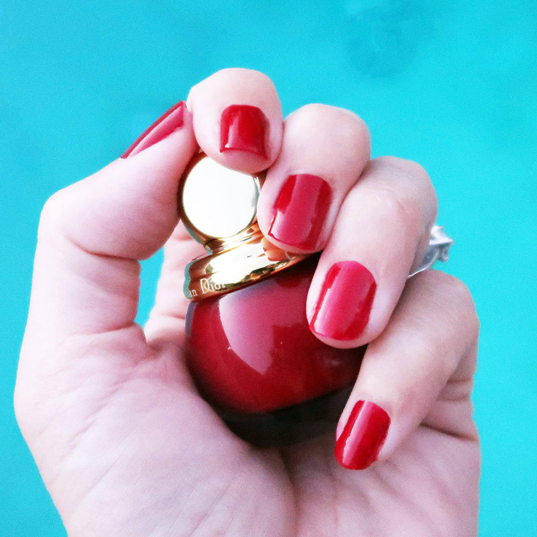 diorific red wonders nail polish holidays 2020