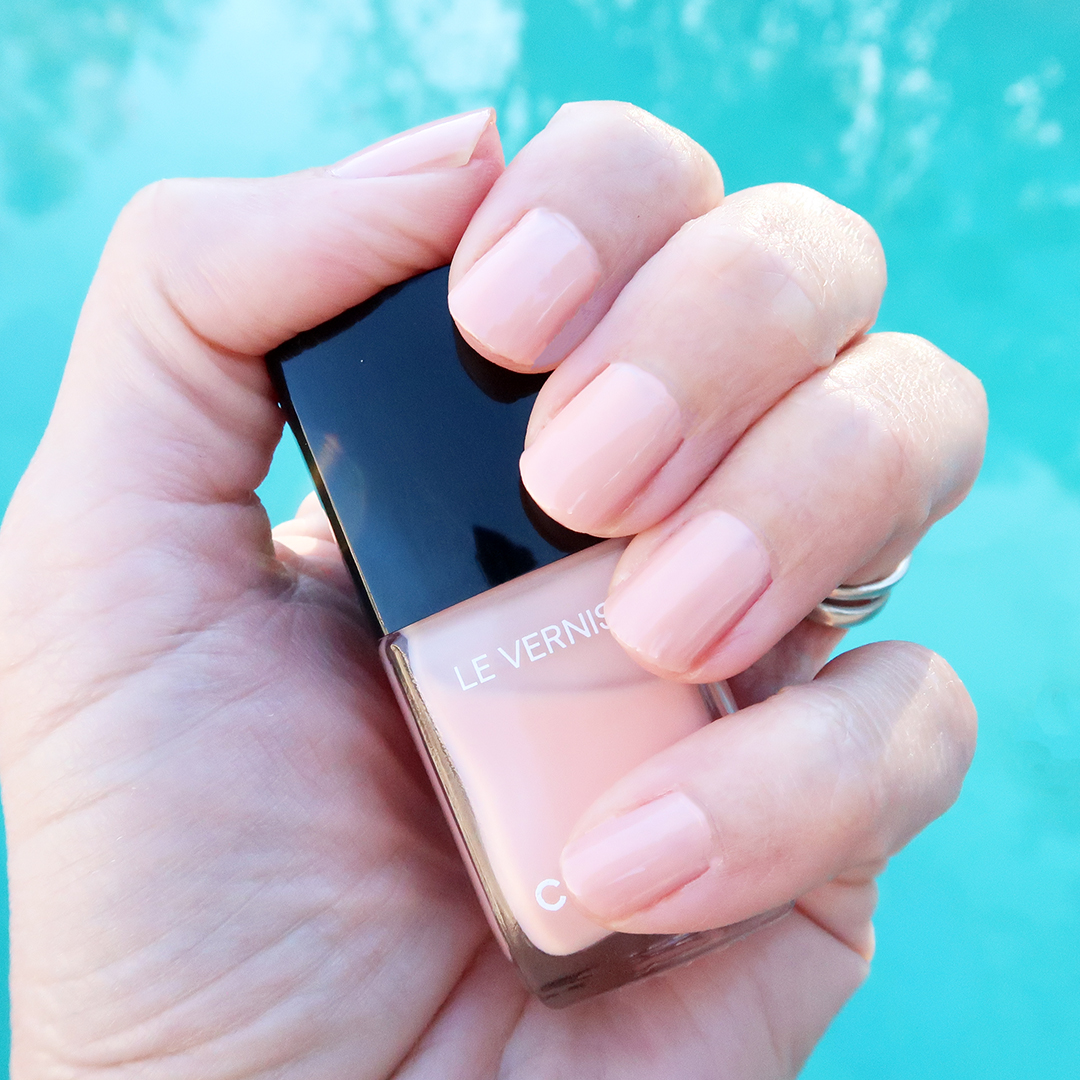 Chanel Le Vernis #609 Coup de Coeur Nail Polish from Variations