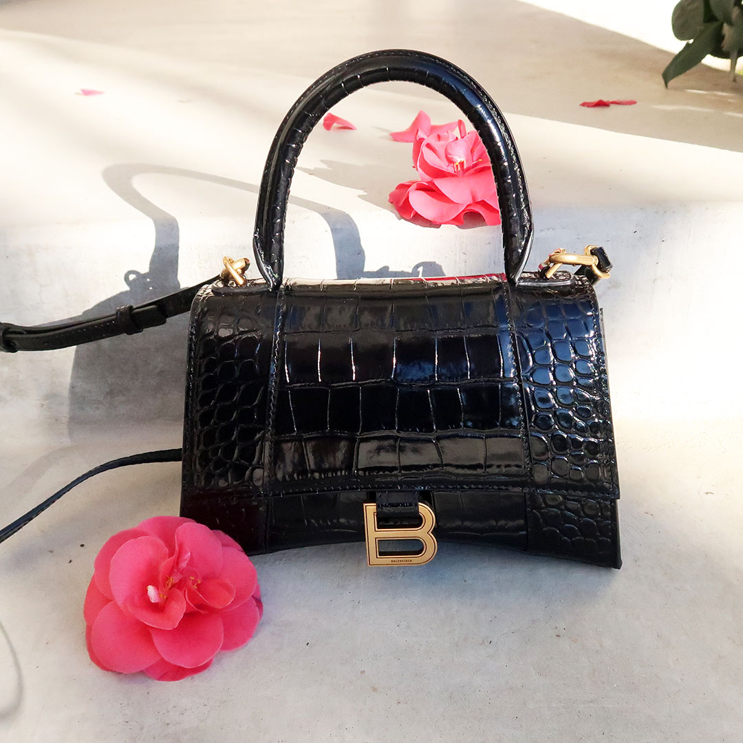 Balenciaga Hourglass top handle bag review – Bay Area Fashionista