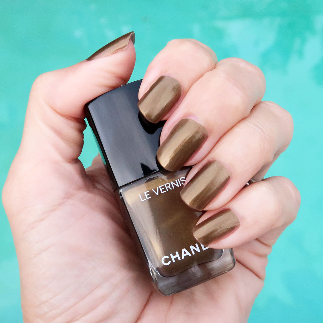 Chanel nail polish holidays 2022 review – Bay Area Fashionista