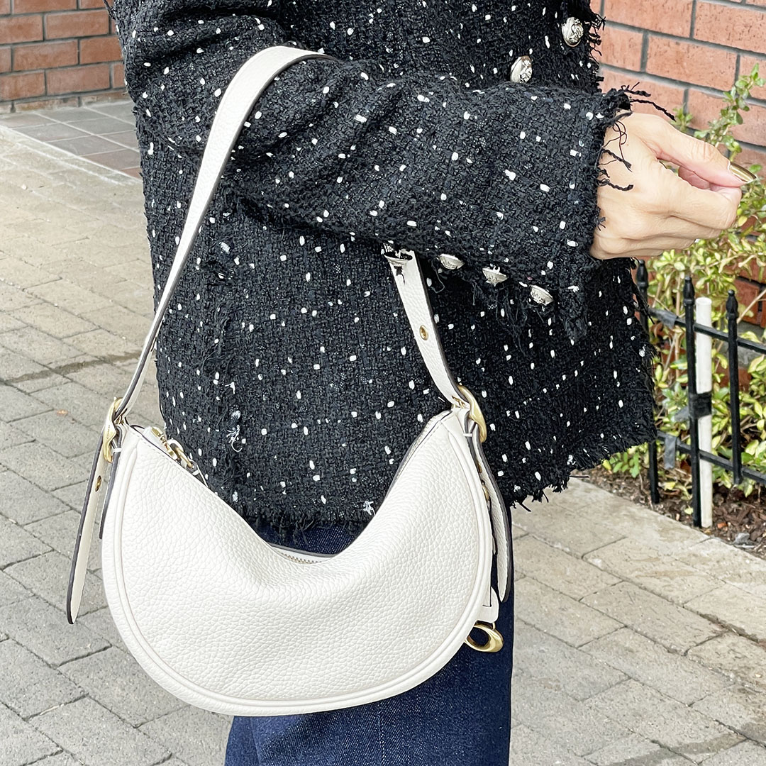 moon shaped handbag trend