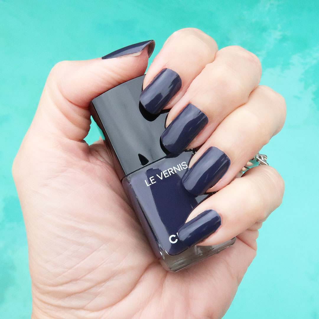 chanel cosmique nail polish holidays 2025